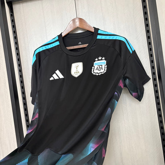Argentina 2026 Black Goalkeeper Jersey | Golden Champions Badge & Three-Star Edition