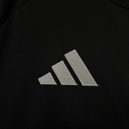 Argentina 2026 Black Goalkeeper Jersey | Golden Champions Badge & Three-Star Edition