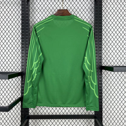 Paris Saint-Germain 2025/26 Green goalkeeper Long Sleeve Jersey