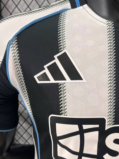New Castle United 2025/26 - Player Version [Slim Fit]