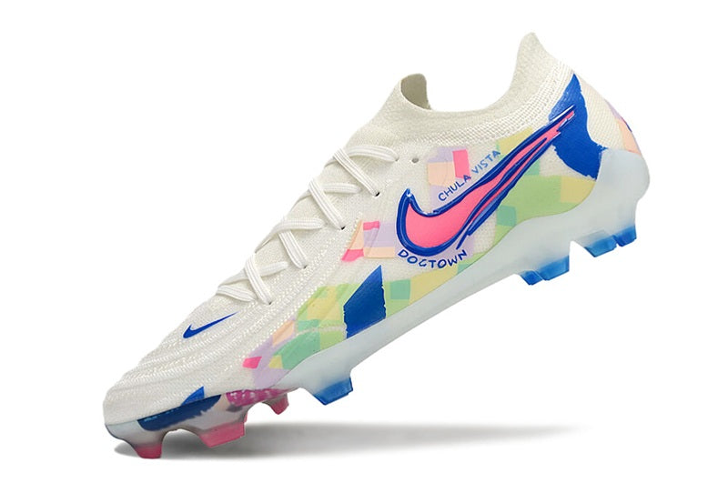 Firm Ground Soccer Cleats Nike Phantom Luna Elite 2 FG