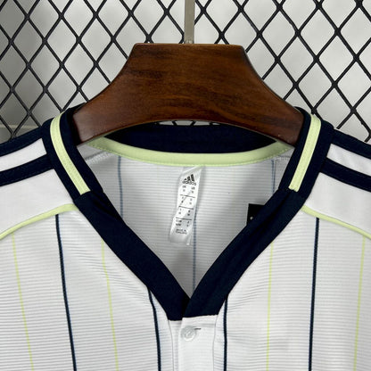 Real Madrid Home Jersey 2025/26 - Version Baseball US Pack [Slim Fit]