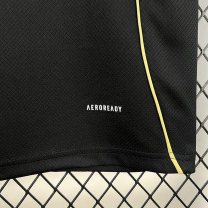 Liverpool 2025/26 Black Gold Edition Jersey
