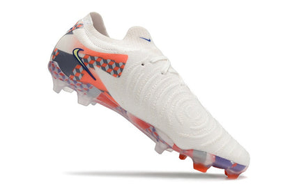Firm Ground Soccer Cleats Nike Phantom Luna Elite FG