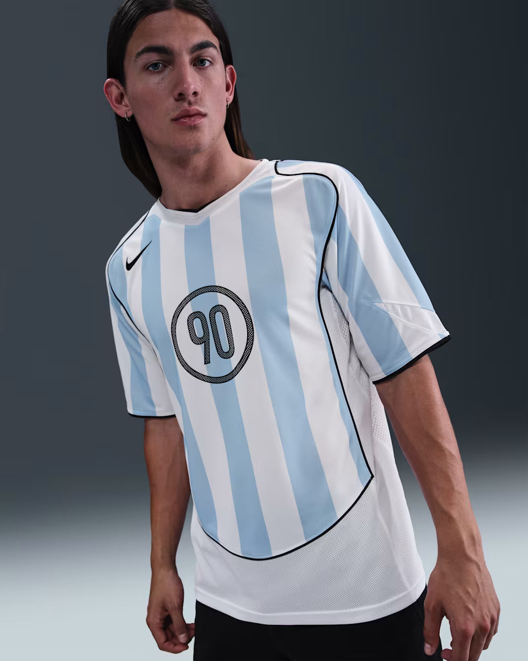 Total 90 - Blue and White
