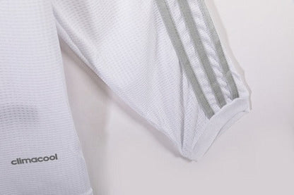 Mangas longas: Real Madrid Retro 2015/16 Home