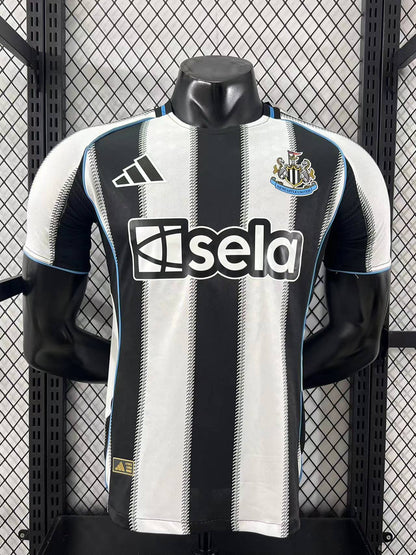 New Castle United 2025/26 - Player Version [Slim Fit]
