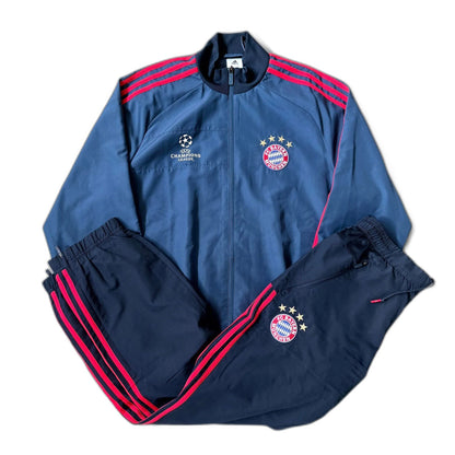 x FC Bayern CL Vintage Jacket 2010/11