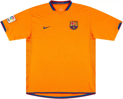 2006-08 Barcelona Away Shirt #19
