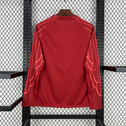 Paris Saint-Germain 2025/26 Red goalkeeper Long Sleeve Jersey