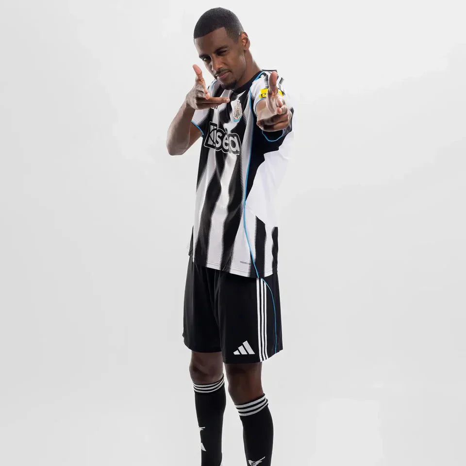 Camisa adidas Newcastle 2025/26 I Torcedor - DA Sports Oficial