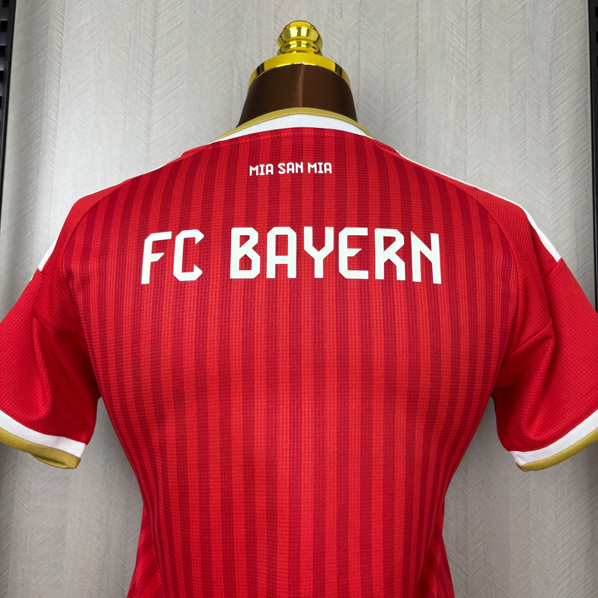 Women's Bayern Munique Home 2026/27 Fan Version Jersey