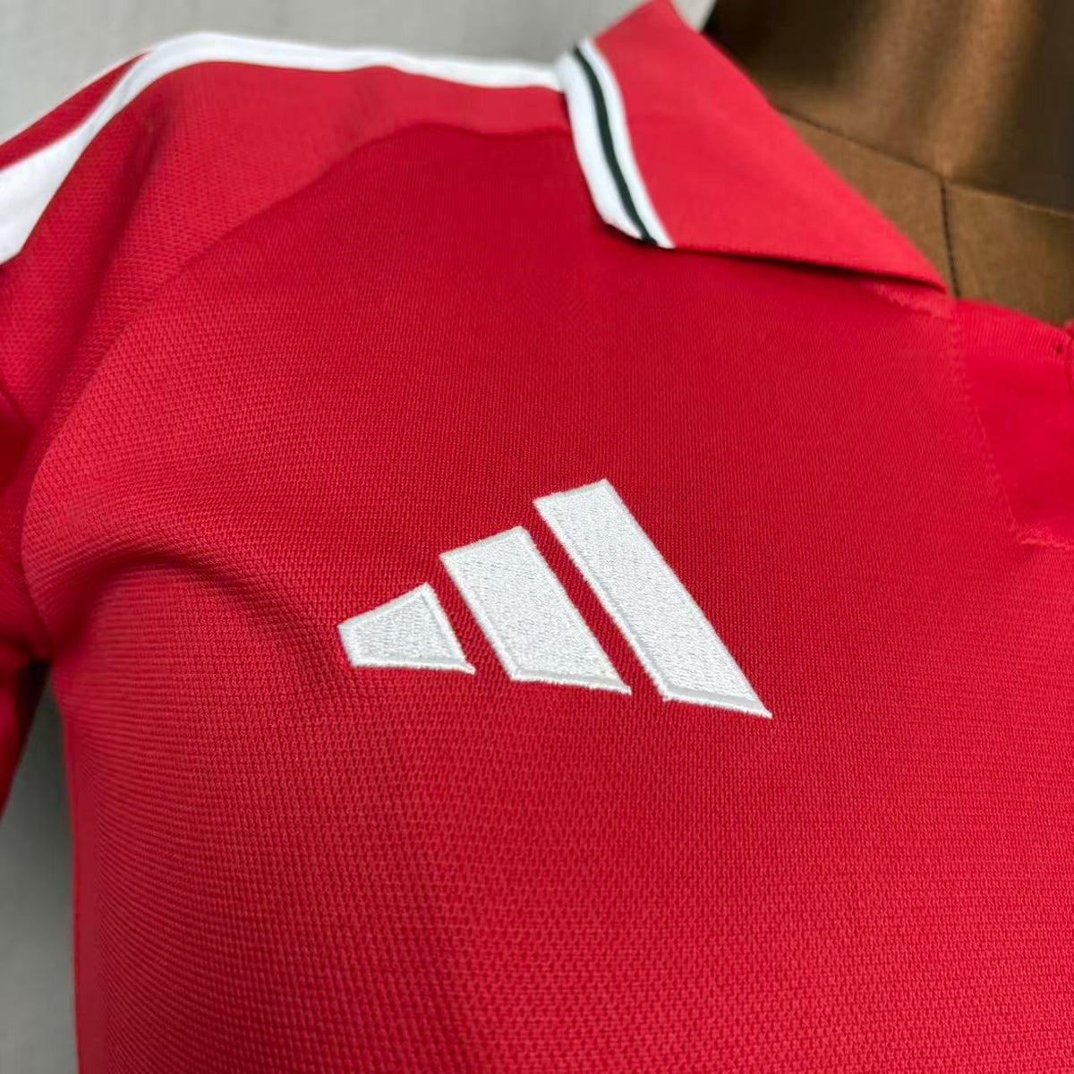 Women's Manchester United Home 2026/27 Fan Version Jersey