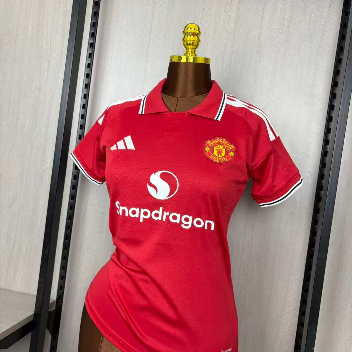 Women's Manchester United Home 2026/27 Fan Version Jersey