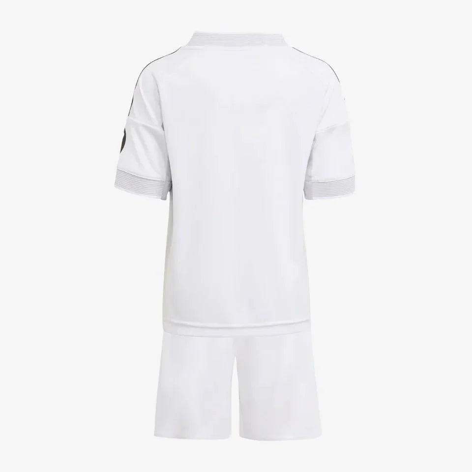 Conjunto Infantil adidas Real Madrid 2025/26 I - DA Sports Oficial