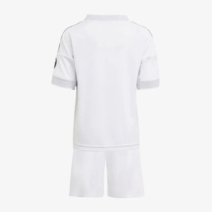 Conjunto Infantil adidas Real Madrid 2025/26 I - DA Sports Oficial