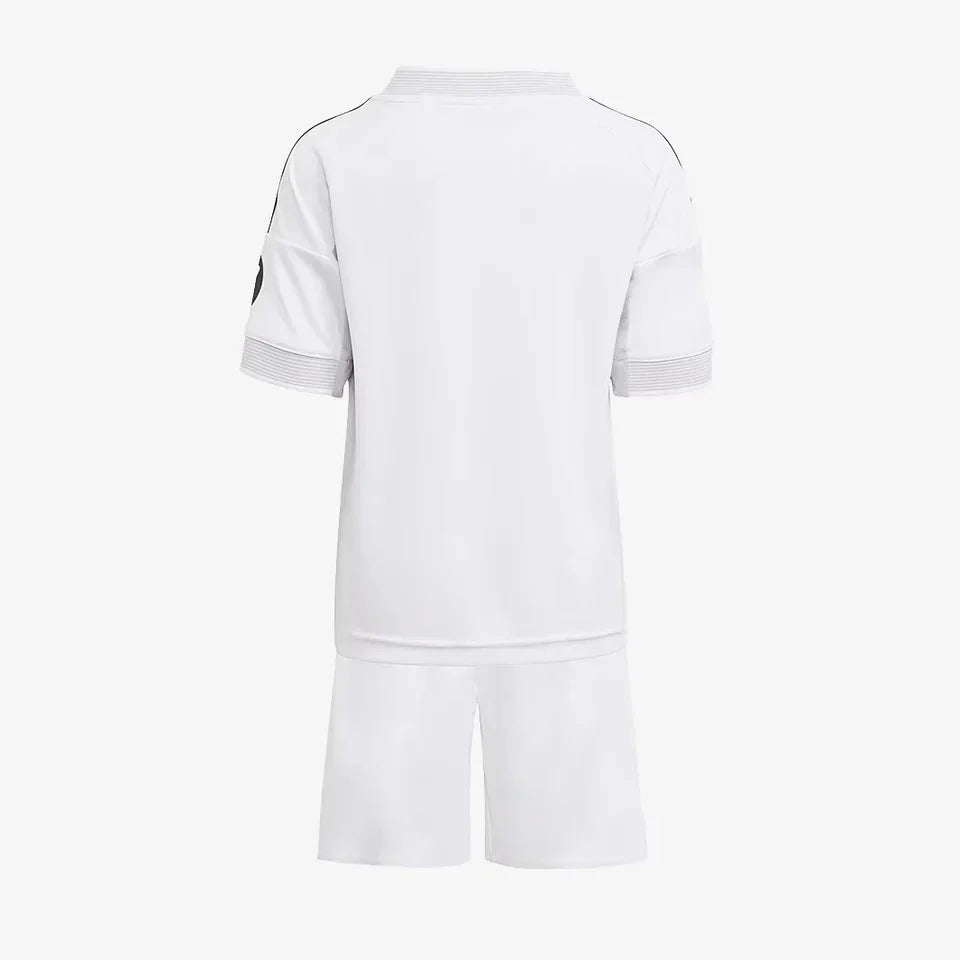 Conjunto Infantil adidas Real Madrid 2025/26 I - DA Sports Oficial