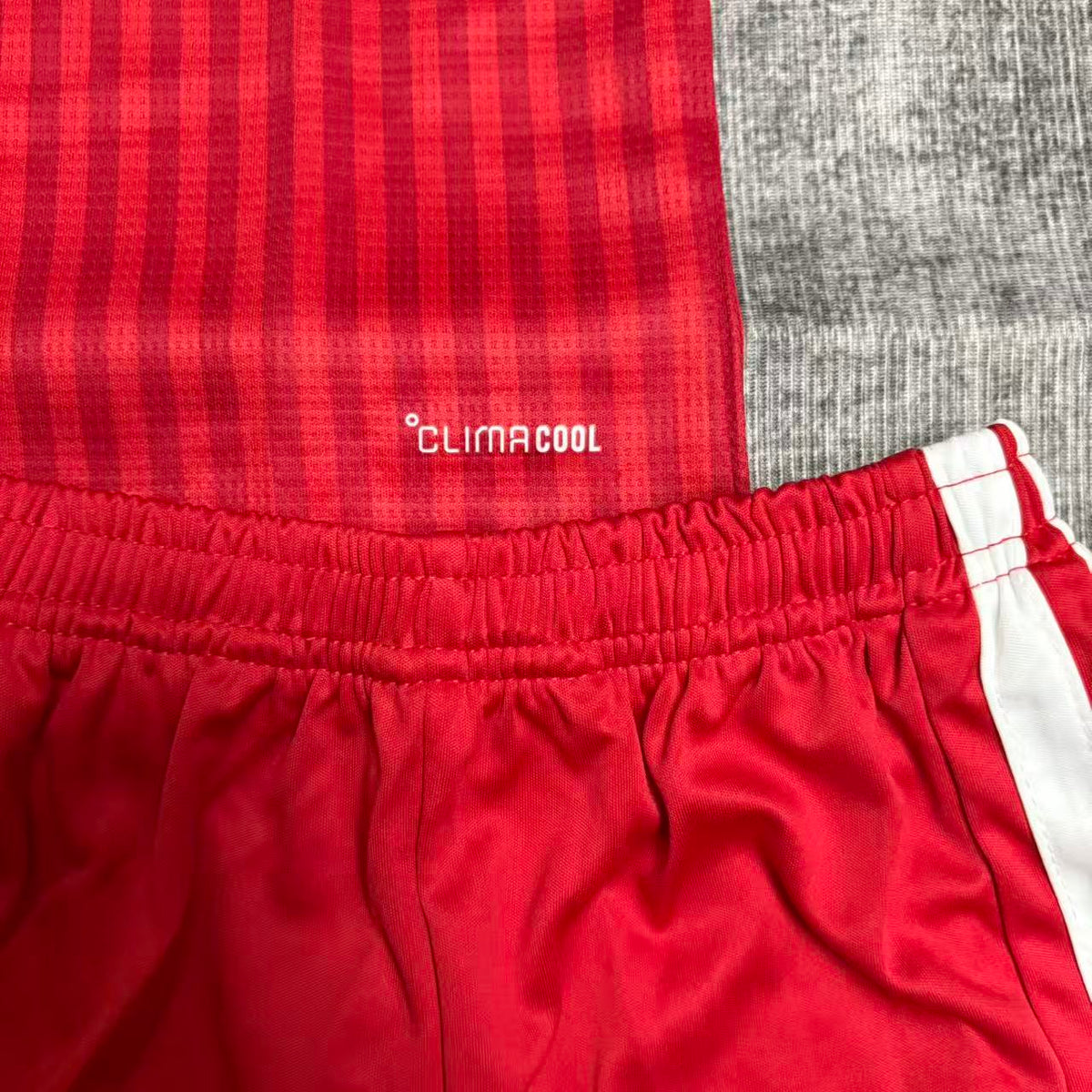 Kids Kit Bayern Munique Home 2026/27