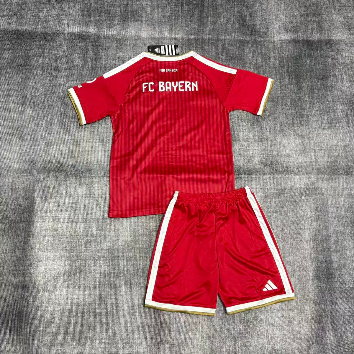 Kids Kit Bayern Munique Home 2026/27