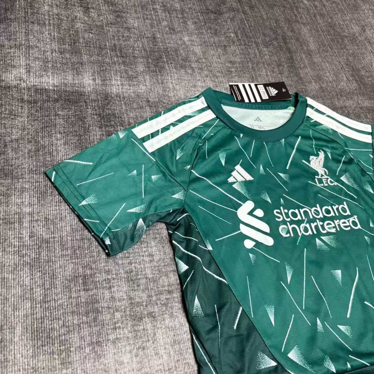 Kids Kit Liverpool Goalkeeper 2026/27