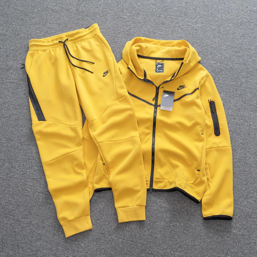 Kit Tech Fleece Nike - Amarelo
