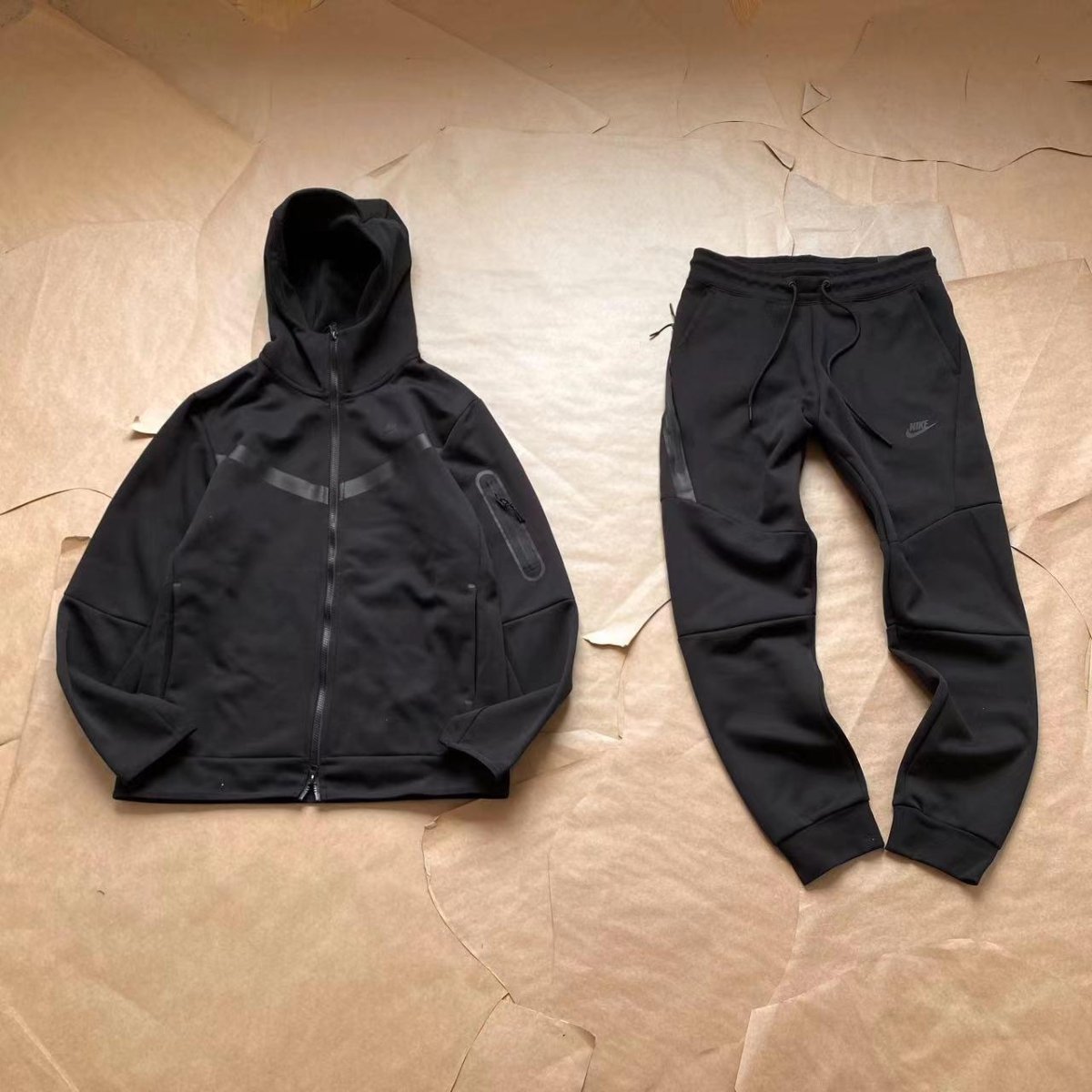 Conjunto Tech Fleece Nike - Preto - DA Sports Oficial