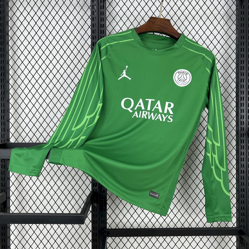 Paris Saint-Germain 2025/26 Green goalkeeper Long Sleeve Jersey