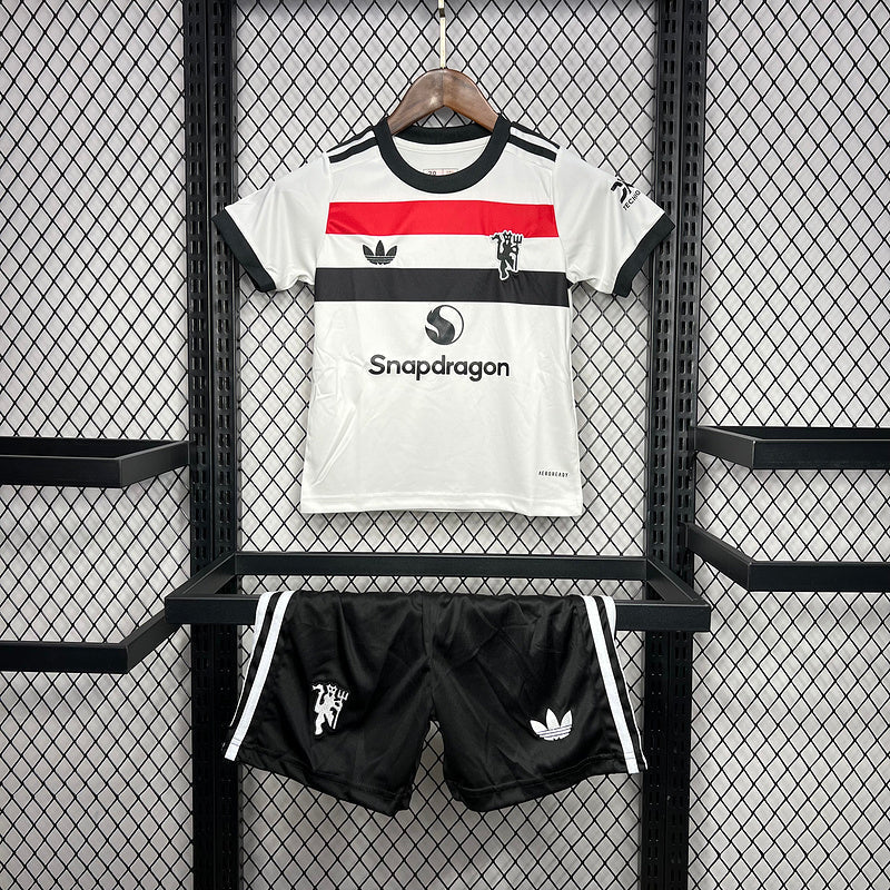Kit Kids Manchester United Third Jersey 2024/25