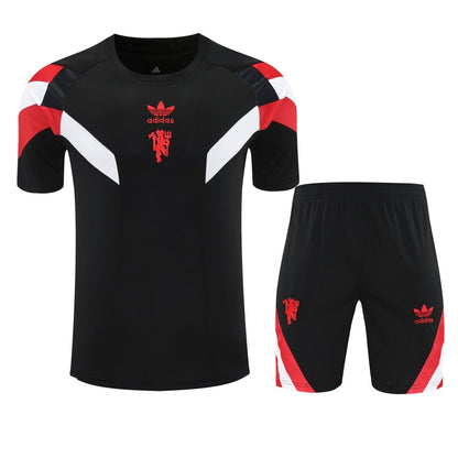 Adult Training Kit Manchester United 2025/26 Shorts and Jersey