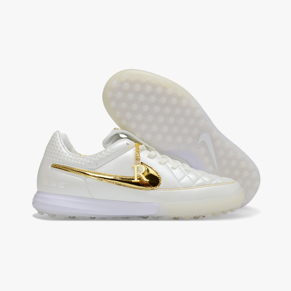 Turf Soccer Shoes Nike Tiempo Ronaldinho TF