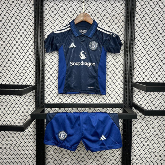 Kit Infantil Manchester United 24/25 - DA Sports Oficial