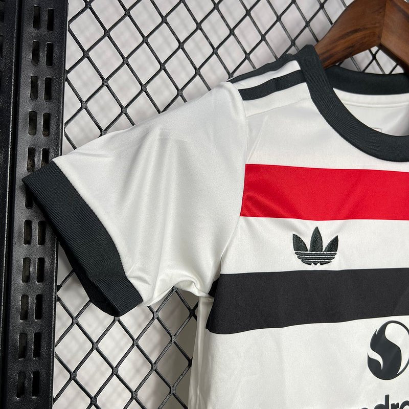 Kit Infantil Manchester United 24/25 - Branco e Vermelho - DA Sports Oficial