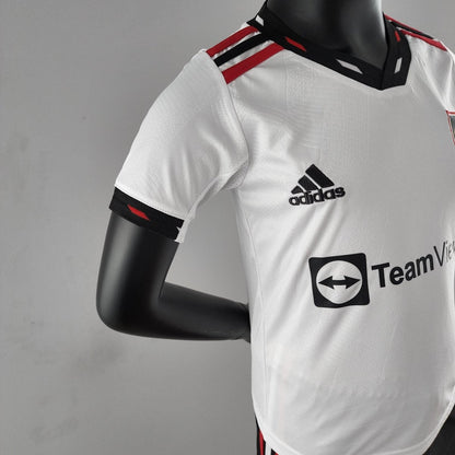 Kids Kit Manchester United II 22/23 Adidas - White