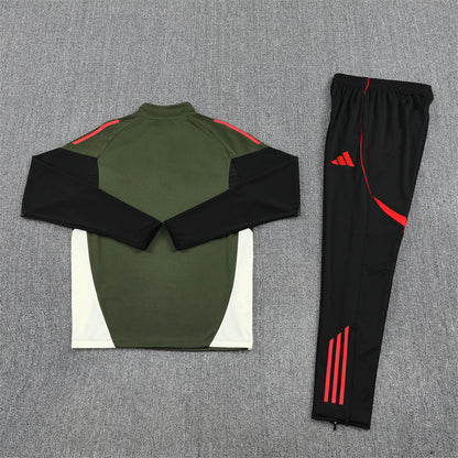Training Suit Bayern Munich 25/26 - Winter