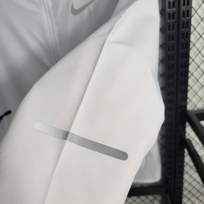 Windbreaker White
