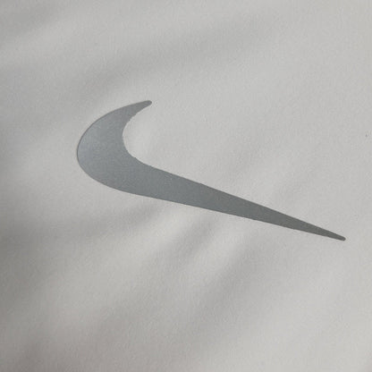 Windbreaker White