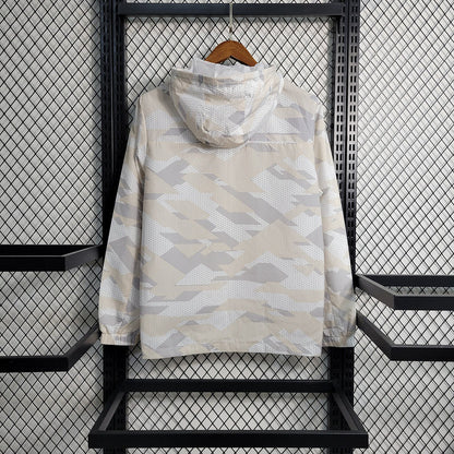 Windbreaker Exercito White