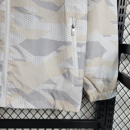 Windbreaker Exercito White